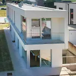 Chalet Ag Razo Deluxe, Con Piscina Y Playa A 400m *