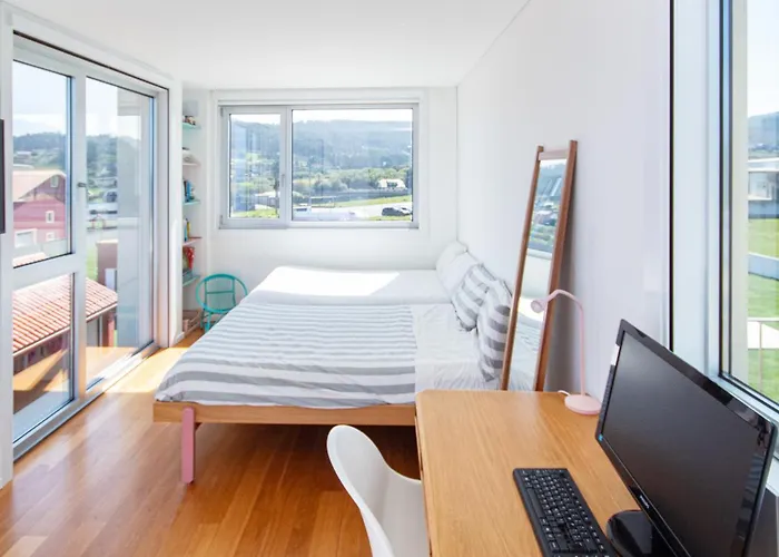 Alpstuga Ag Razo Deluxe, Con Piscina Y Playa A 400m *